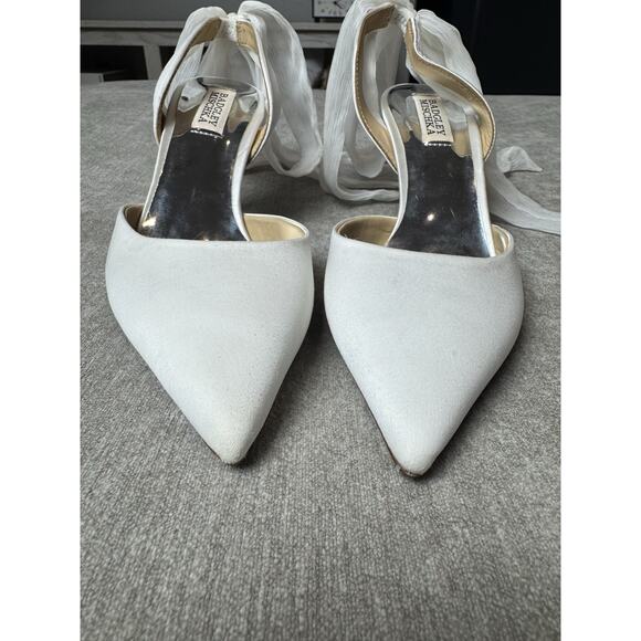Badgley Mischka Womens Blaze Stiletto Heels US Size 7 EU 37 White Satin Bow - Picture 5 of 12